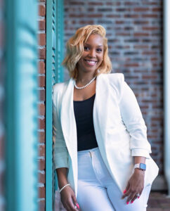 Deanna Byfield Realtor® of The Legends of Real Estate